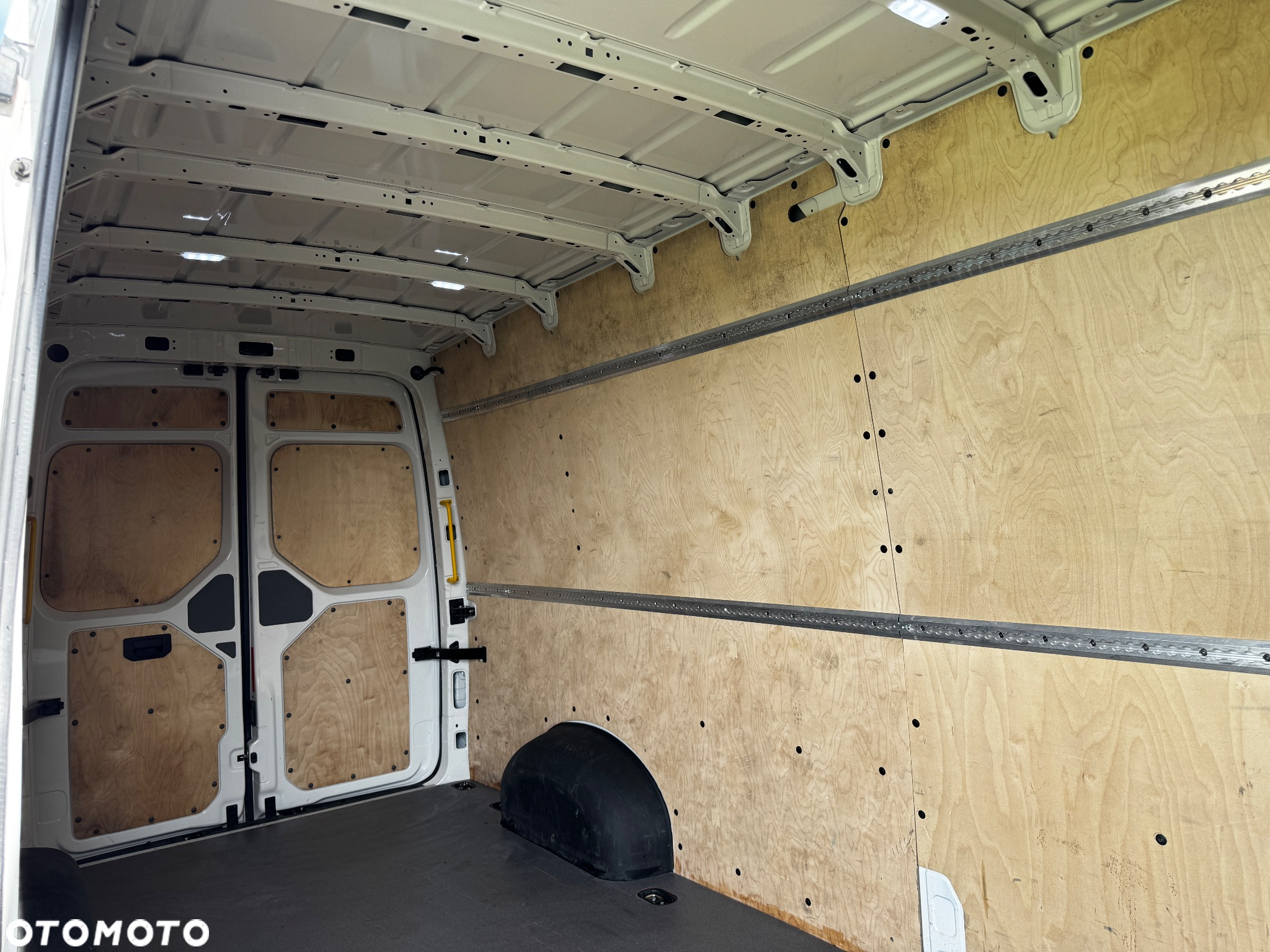 Volkswagen Crafter - 20