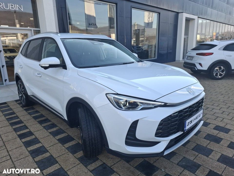 MG ZS HEV Hybrid+ Luxury - 3