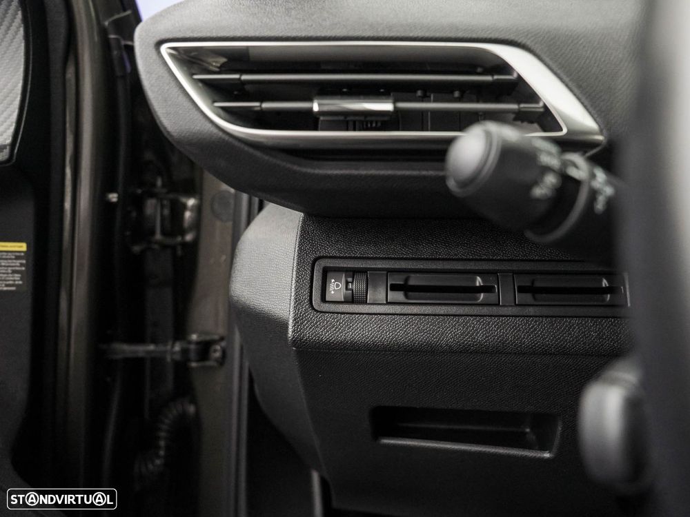 Peugeot 3008 1.5 BlueHDi Active - 16