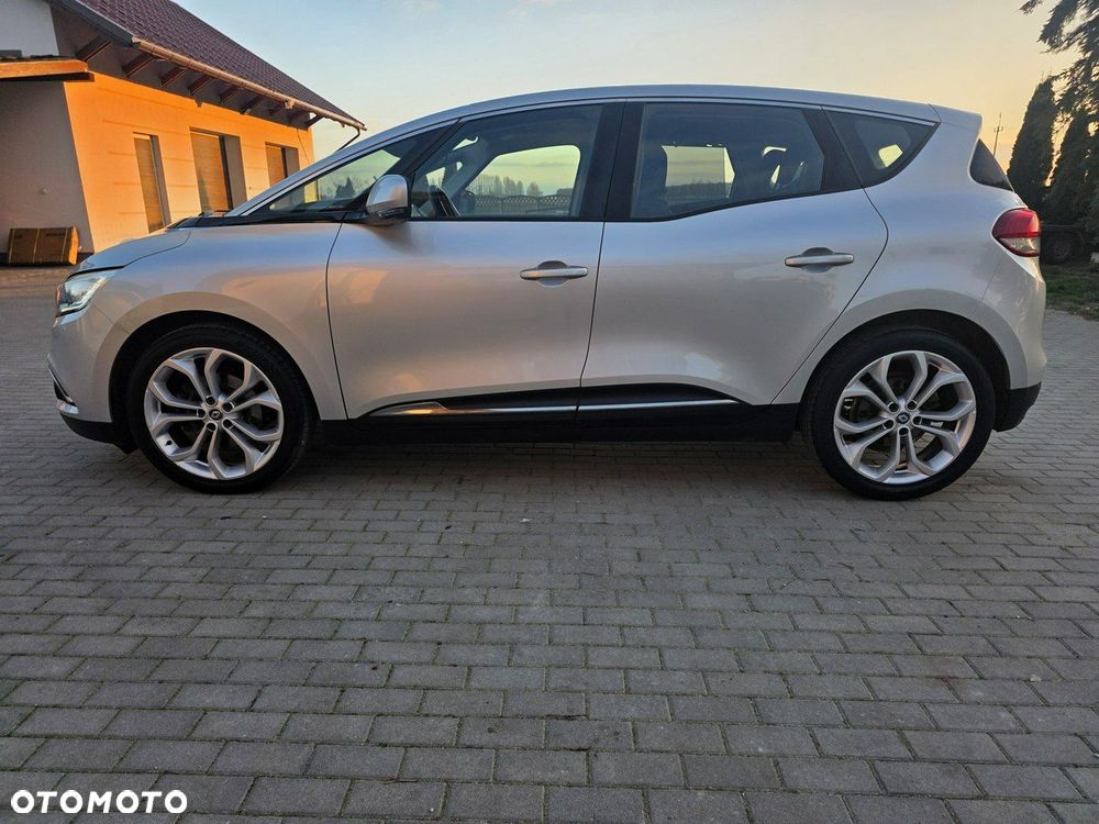 Renault Scenic - 10
