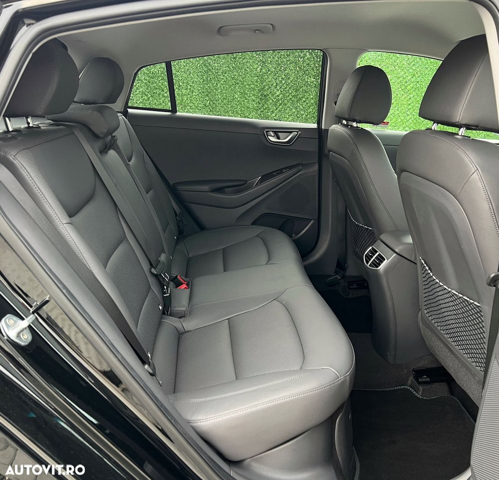 Hyundai IONIQ 1.6 GDI Style - 18
