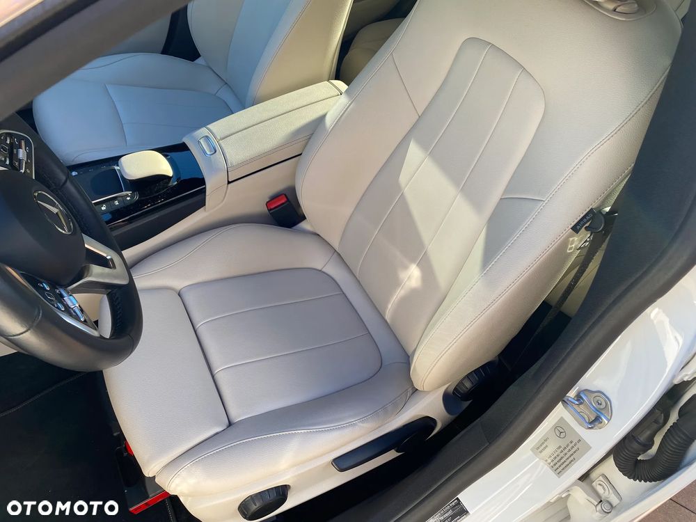 Mercedes-Benz CLA 250 4-Matic 7G-DCT - 30