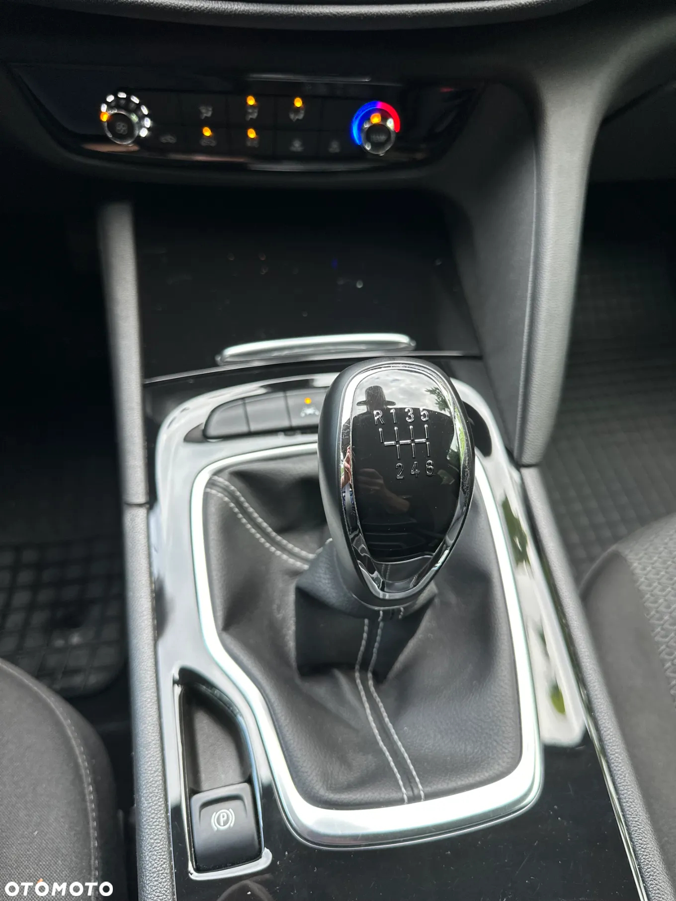 Opel Insignia 1.5 T Enjoy S&S - 20