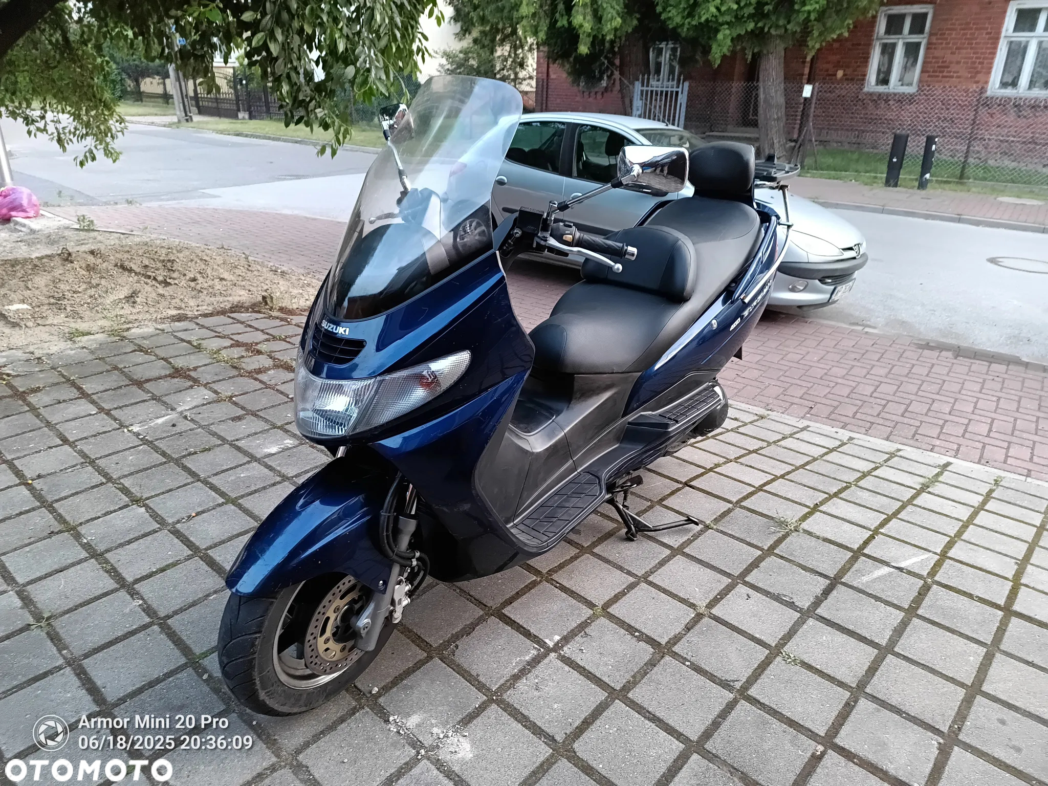 Suzuki Burgman - 3