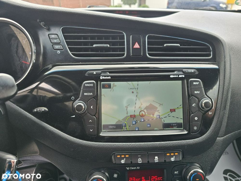 Kia Ceed - 26