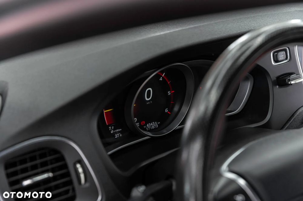 Volvo V40 D2 RDesign - 31