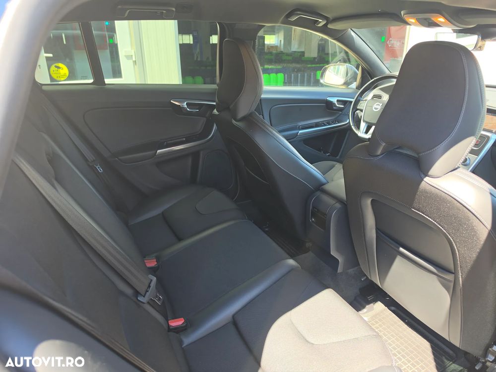 Volvo V60 - 22