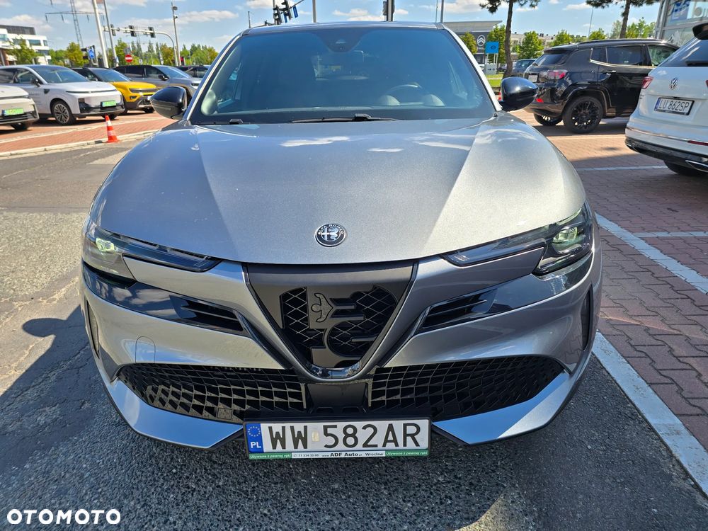 Alfa Romeo Junior 1.2 mHEV Ibrida Speciale eDCT - 3
