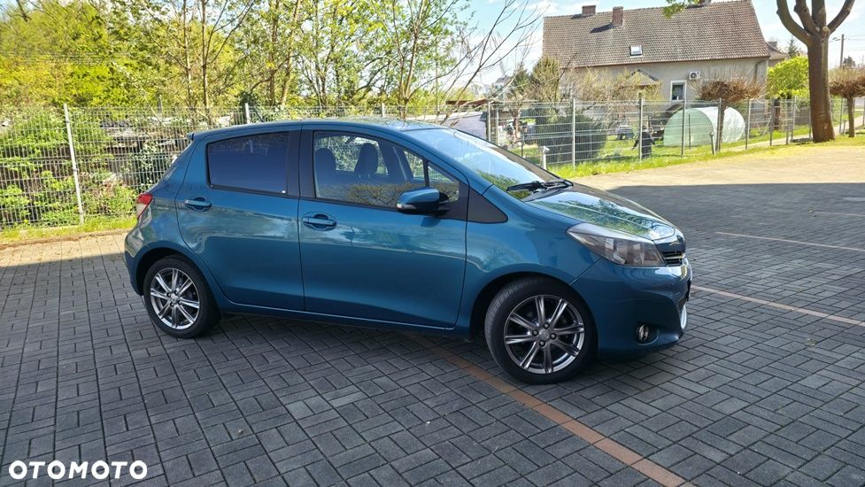 Toyota Yaris 1.33 Premium - 7