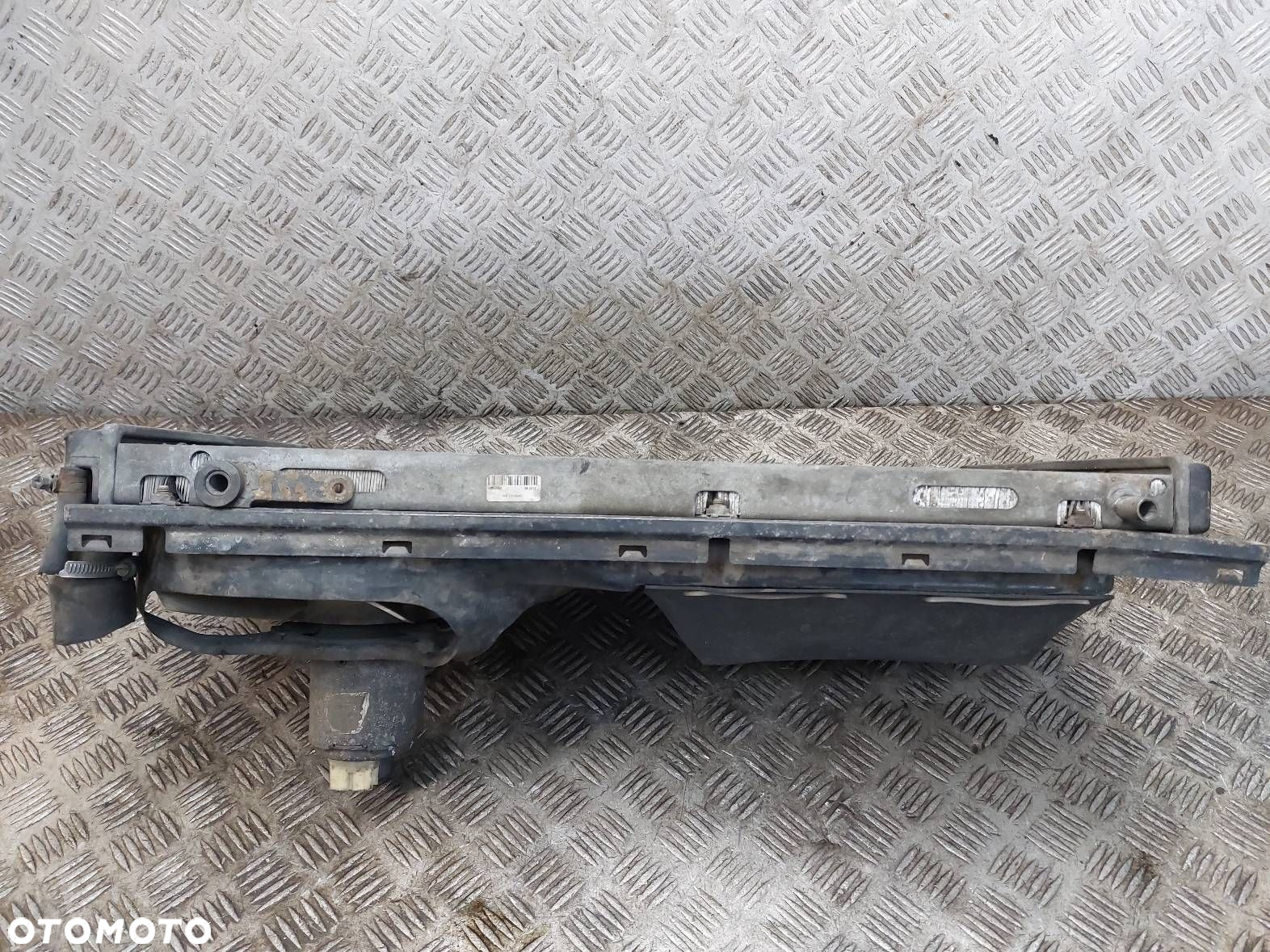 CHŁODNICA WODY + WENTYLATOR AUDI 80 B4 2.0 8V - 2