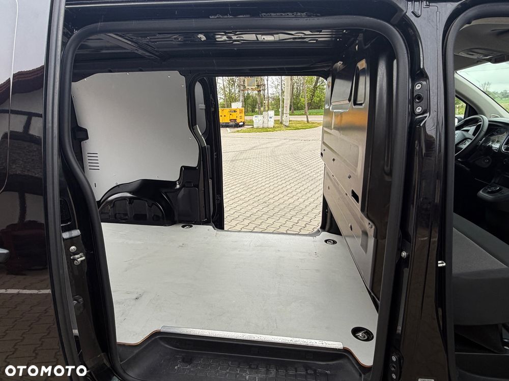 Opel Vivaro - 29