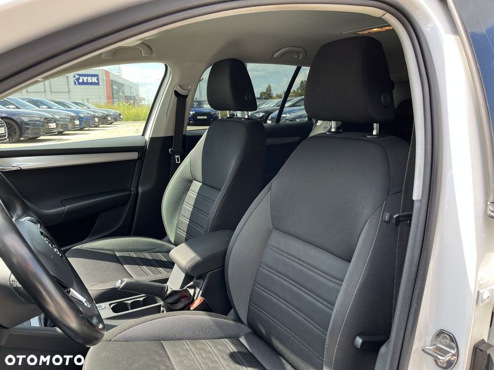 Skoda Octavia 1.6 TDI SCR Active - 12