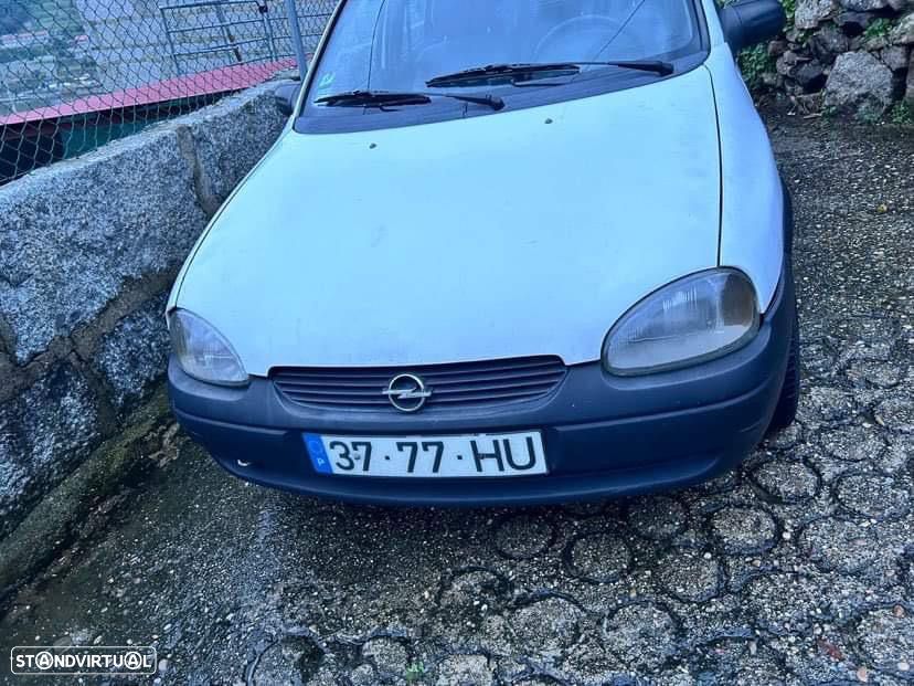 Opel Corsa 1.5 TD - 1
