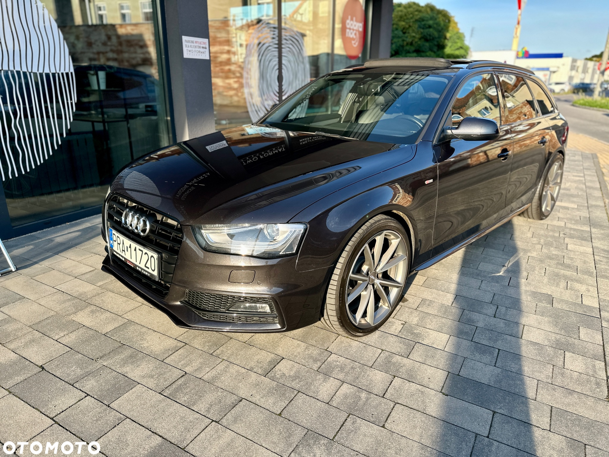 Audi A4 Avant 2.0 TDI DPF clean diesel quattro S tronic S line Sportpaket - 3