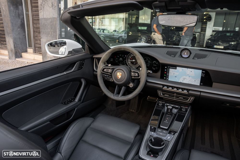 Porsche 911 (992) Carrera 4S PDK - 18