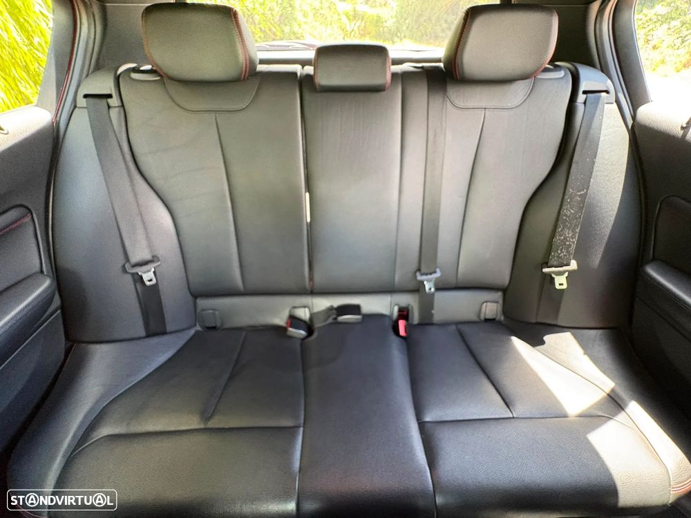 BMW 120 dA Line Sport - 39