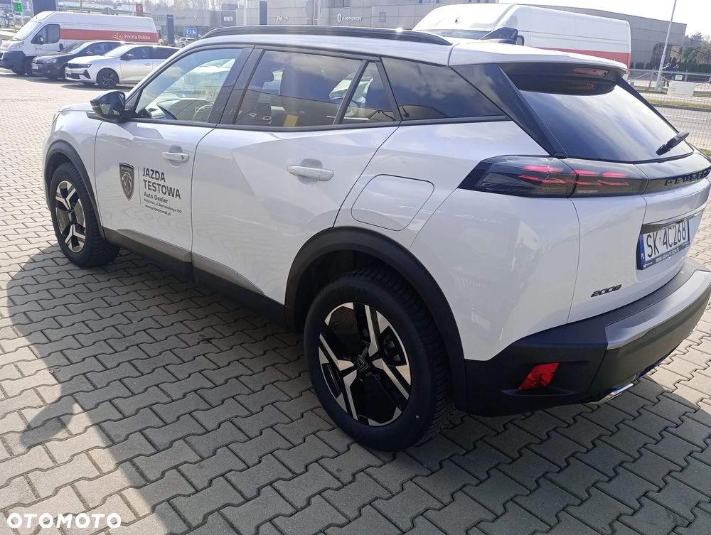 Peugeot 2008 PureTech 130 Allure S&S EAT8 - 12