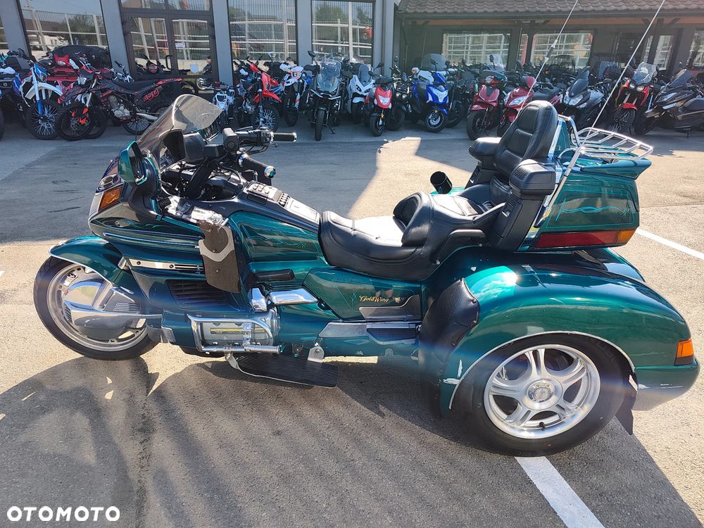 Honda GL - 9