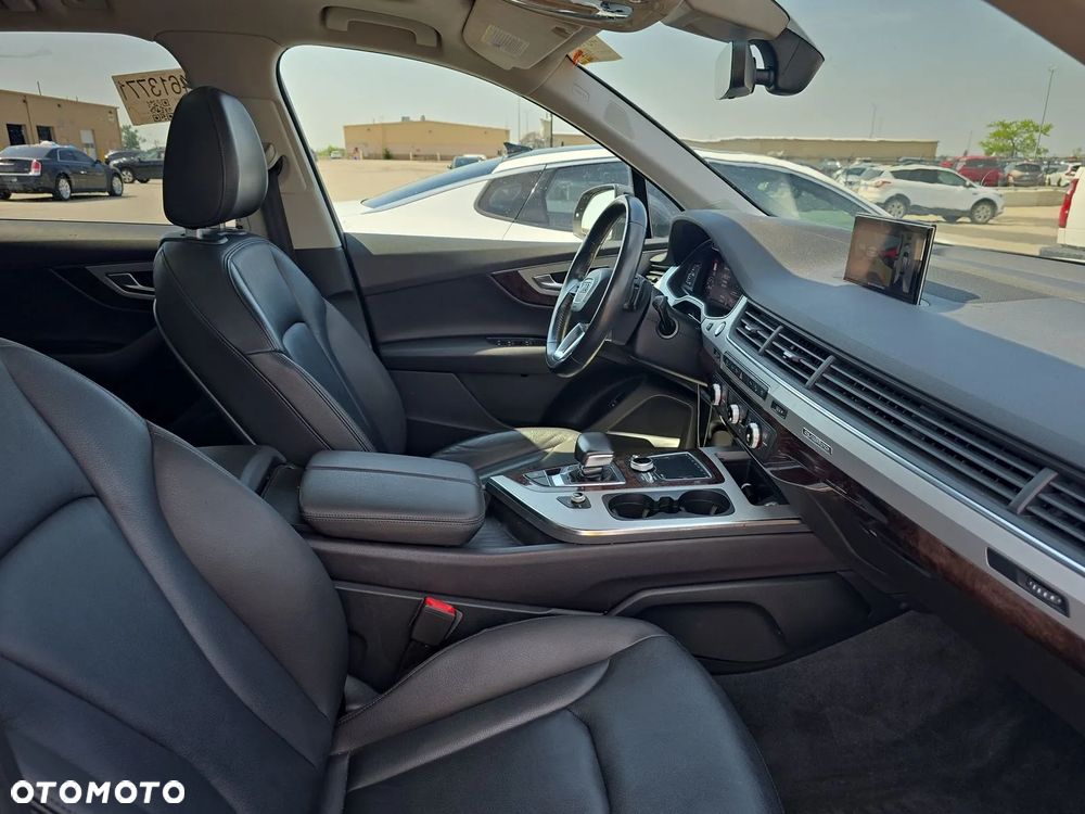 Audi Q7 3.0 TFSI Quattro Tiptronic - 10