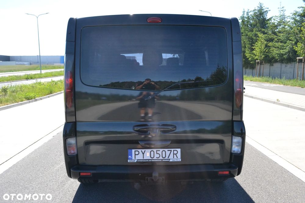 Renault Trafic Passenger Expression - 9