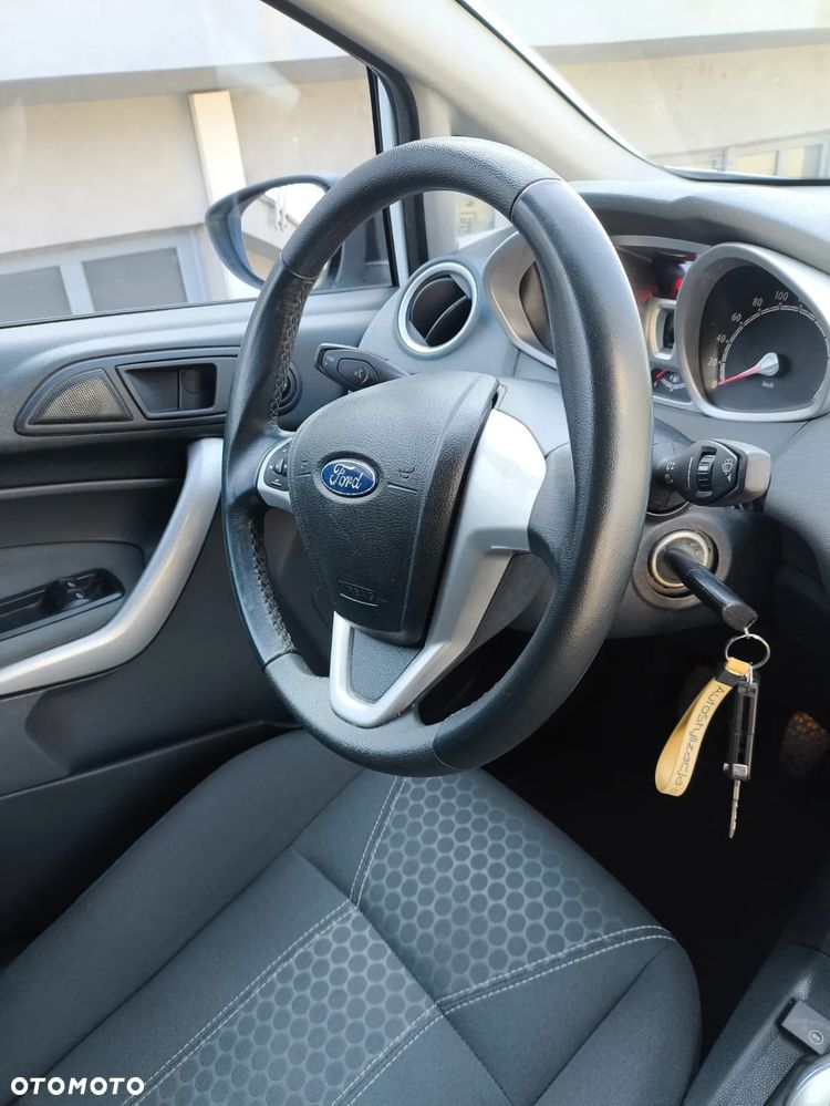 Ford Fiesta 1.4 Titanium X - 20