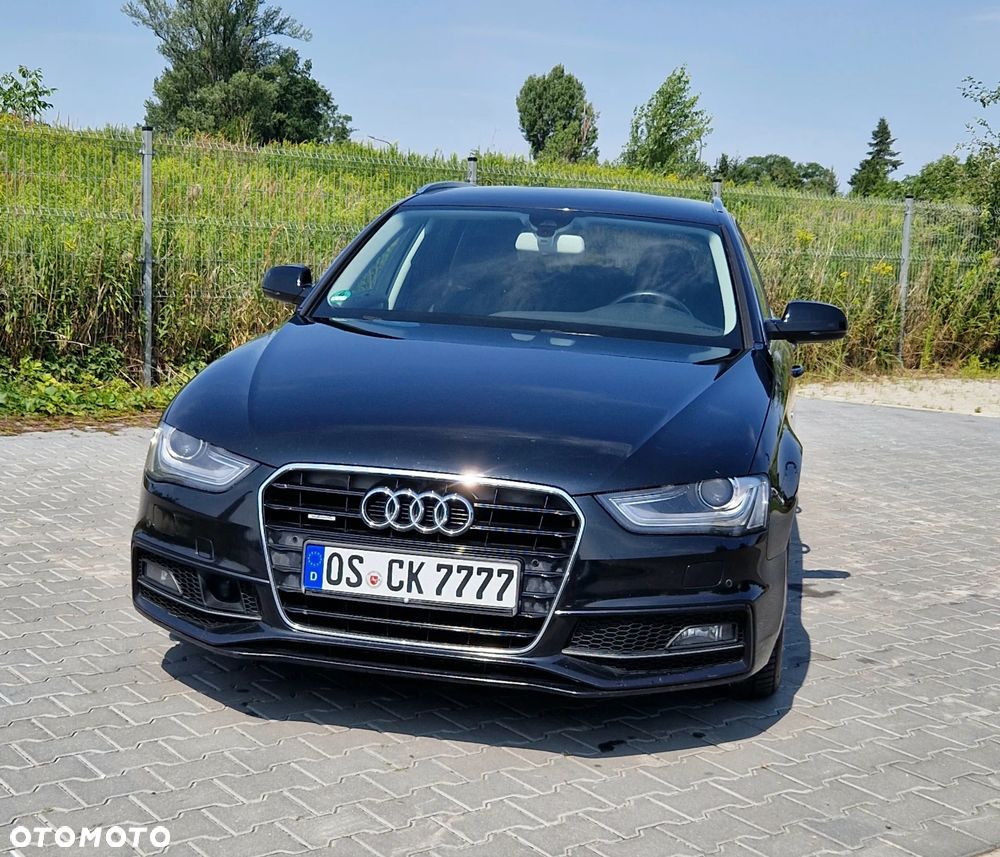 Audi A4 Avant 2.0 TDI DPF clean diesel quattro Attraction - 11