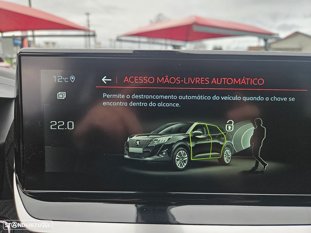 Peugeot 2008 1.2 PureTech GT EAT8 - 44