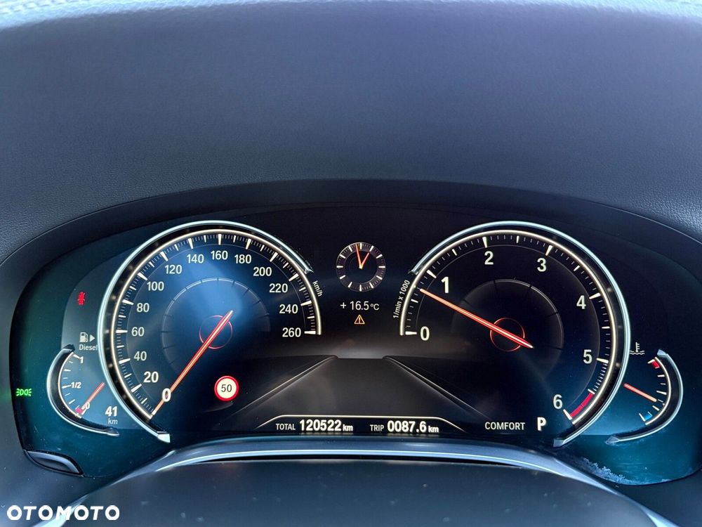 BMW Seria 7 730d xDrive - 27