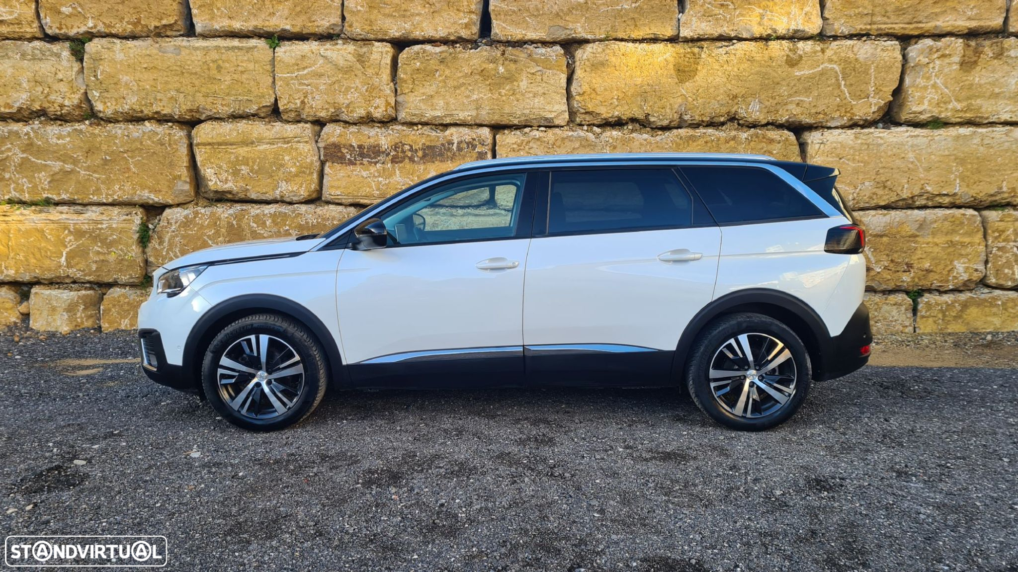 Peugeot 5008 - 3