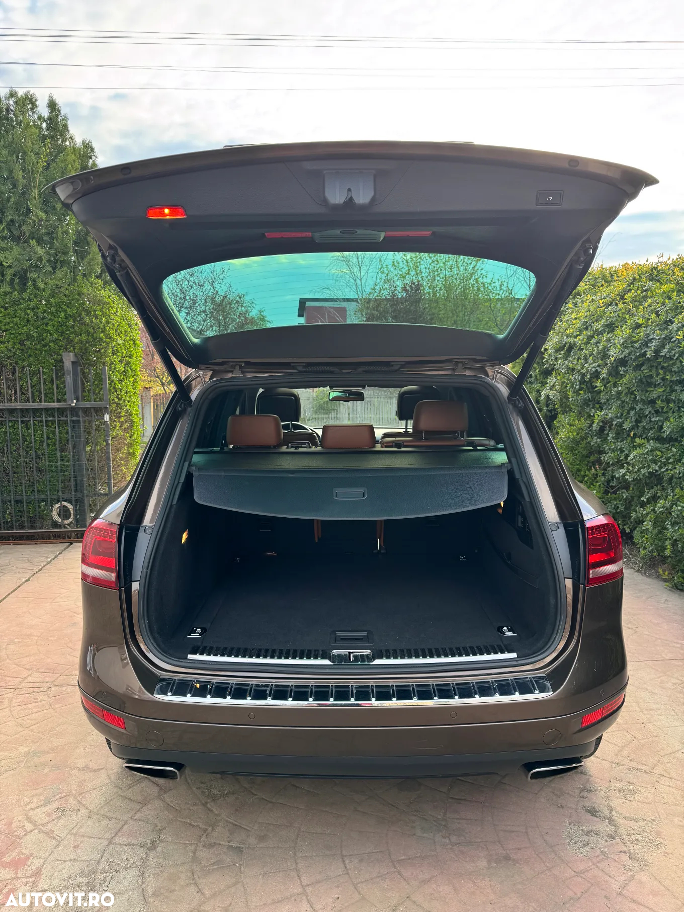 Volkswagen Touareg - 13