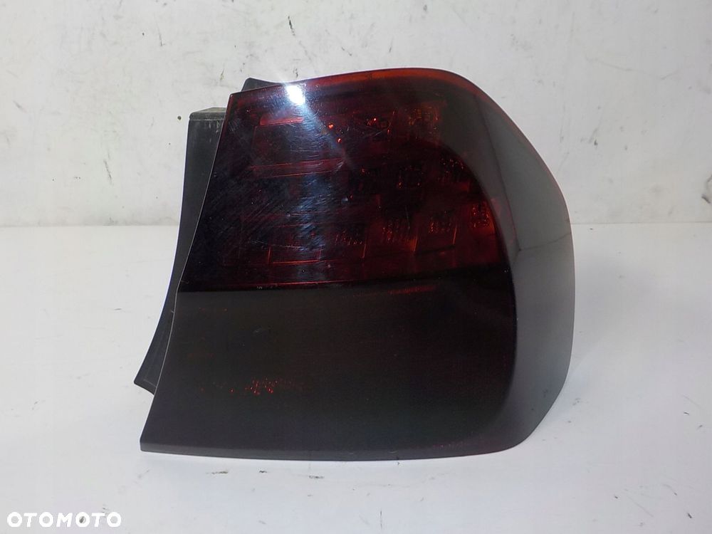 BMW 3 E90 SEDAN LIFT LAMPA PRAWA TYŁ TYLNA - 3
