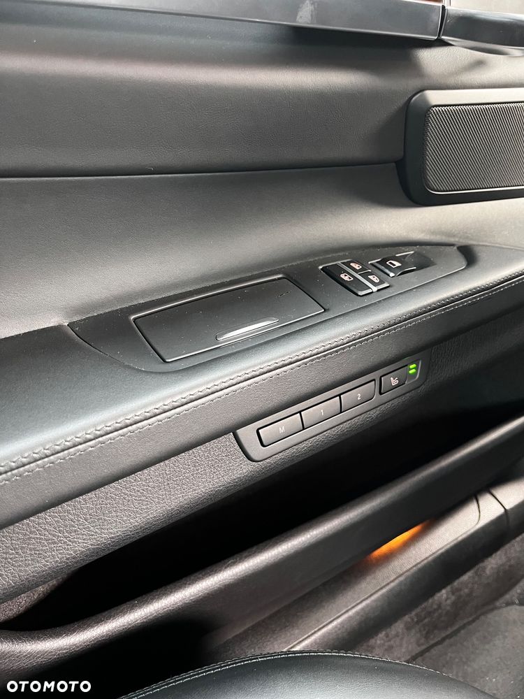 BMW Seria 7 760Li - 34