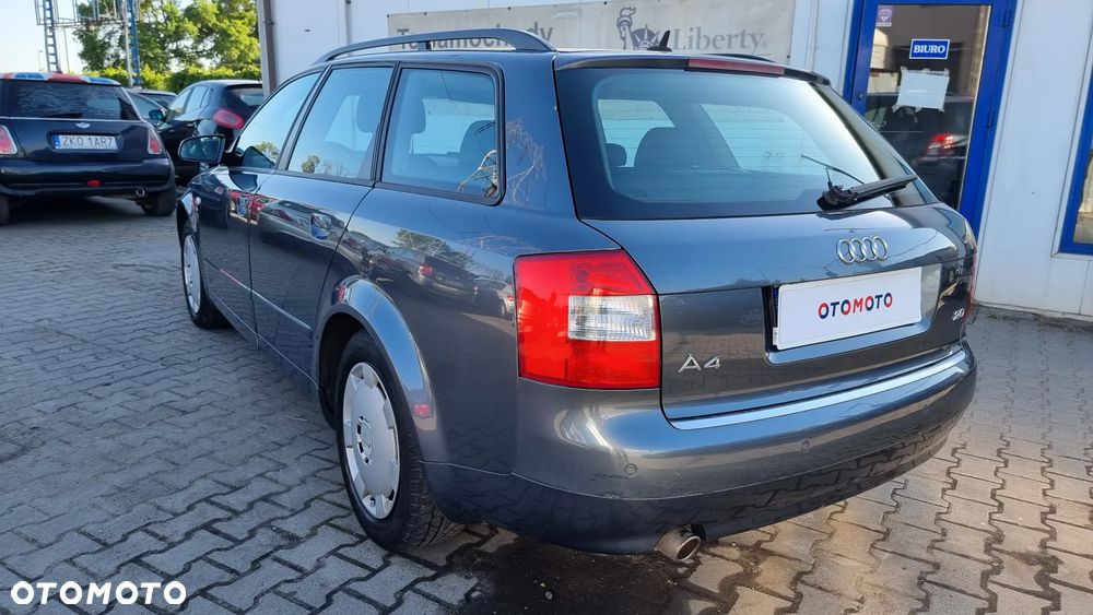 Audi A4 Avant - 23