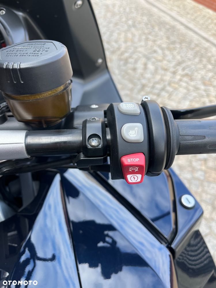 BMW K - 9