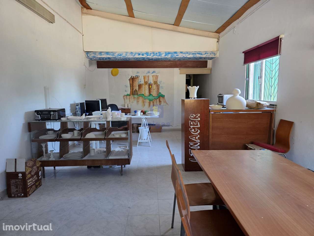 Armazém com Licença Industrial localizado próximo da Zona Industrial - Grande imagem: 4/30