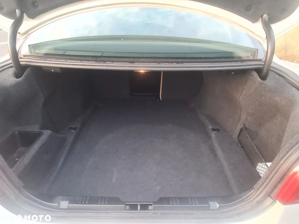 BMW Seria 5 530xi - 18