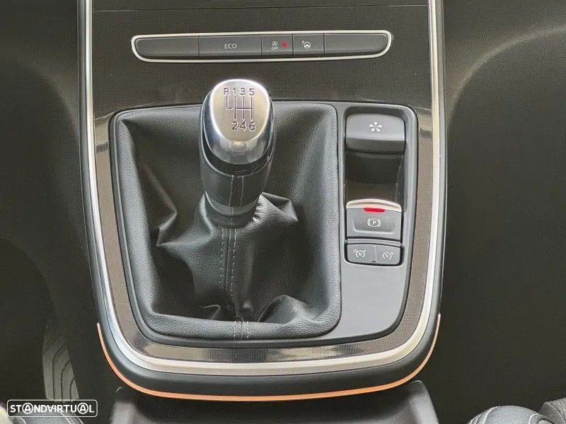 Renault Scénic 1.3 TCe Bose Edition - 17