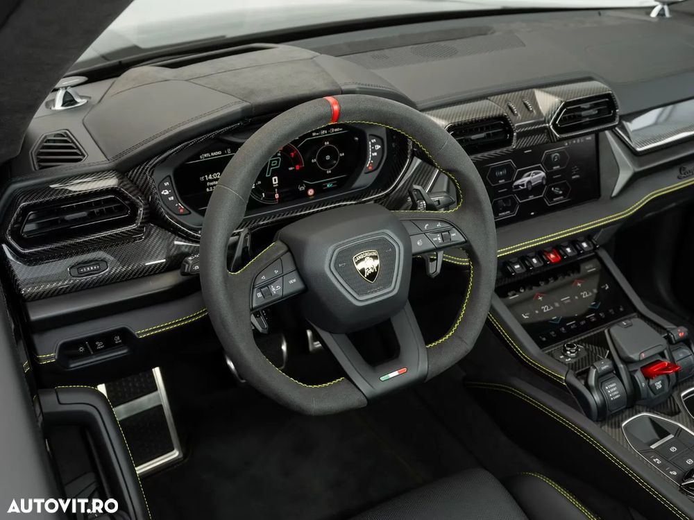 Lamborghini URUS - 7