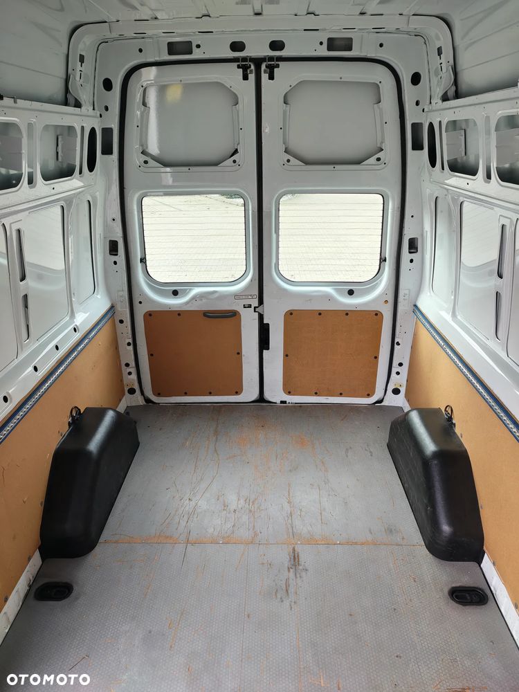 Ford Transit L3H3 2.2 125KM - 33