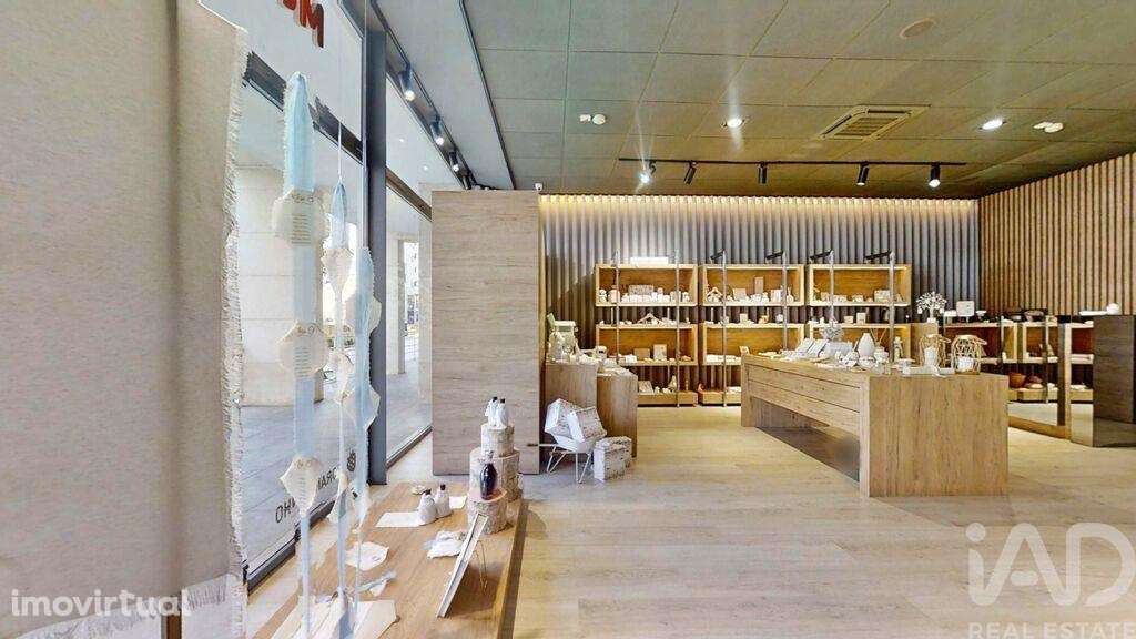 Loja / Estabelecimento Comercial em Cidade da Maia de 97,00 m2 - Grande imagem: 4/30