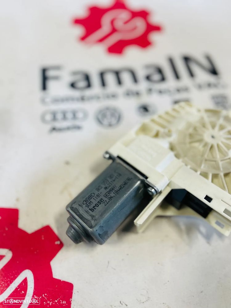 Motor Elevador Vidro Frente Esquerdo Audi A1 - 3