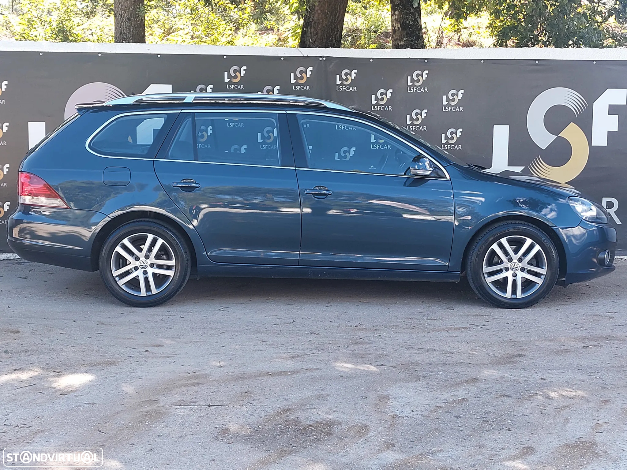 VW Golf Variant 1.6 TDi Confortline - 8