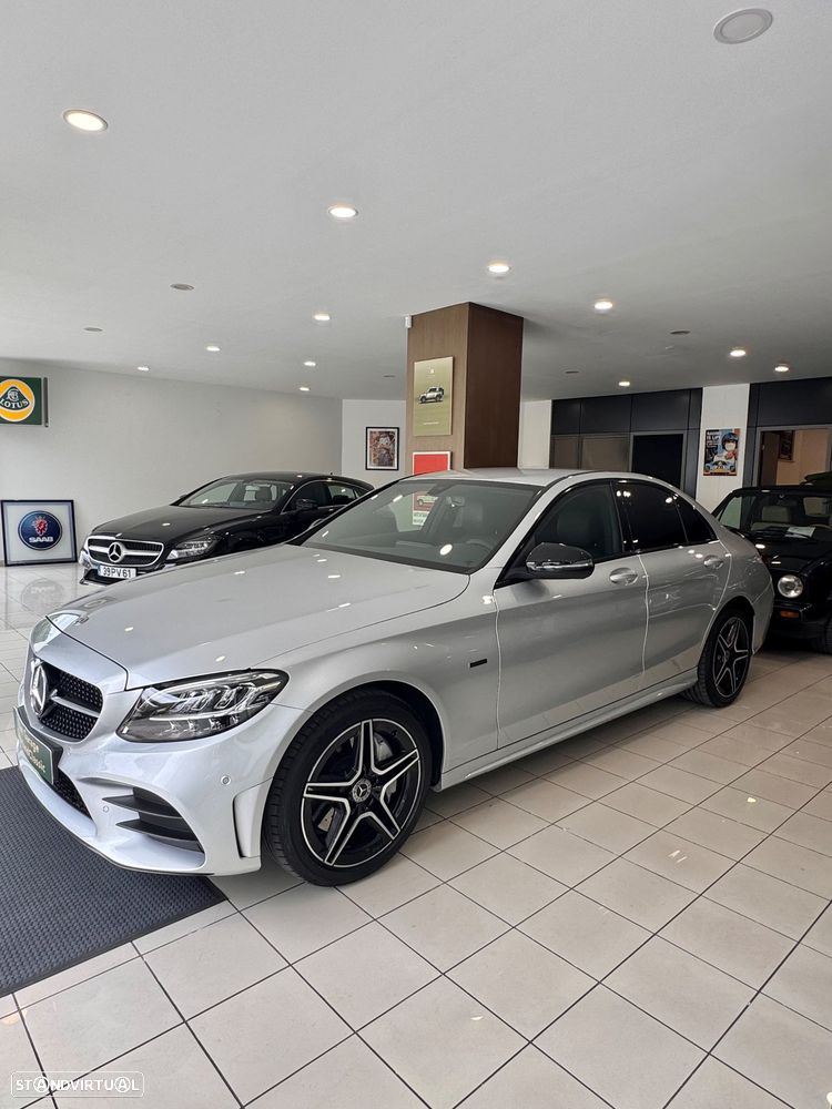 Mercedes-Benz C 300 de AMG Line - 2