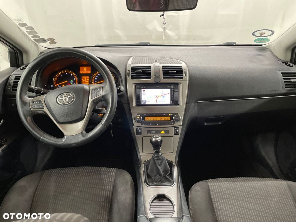 Toyota Avensis 2.0 D-4D 2010 - 3