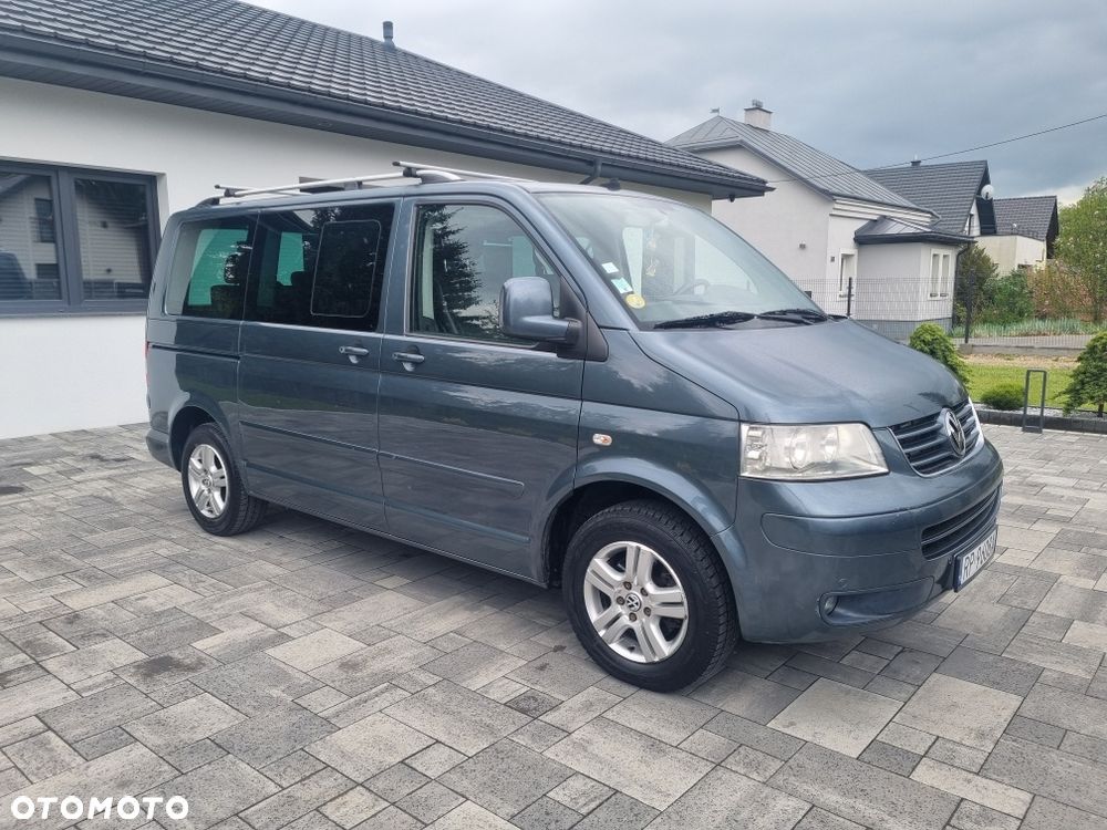 Volkswagen Transporter - 1