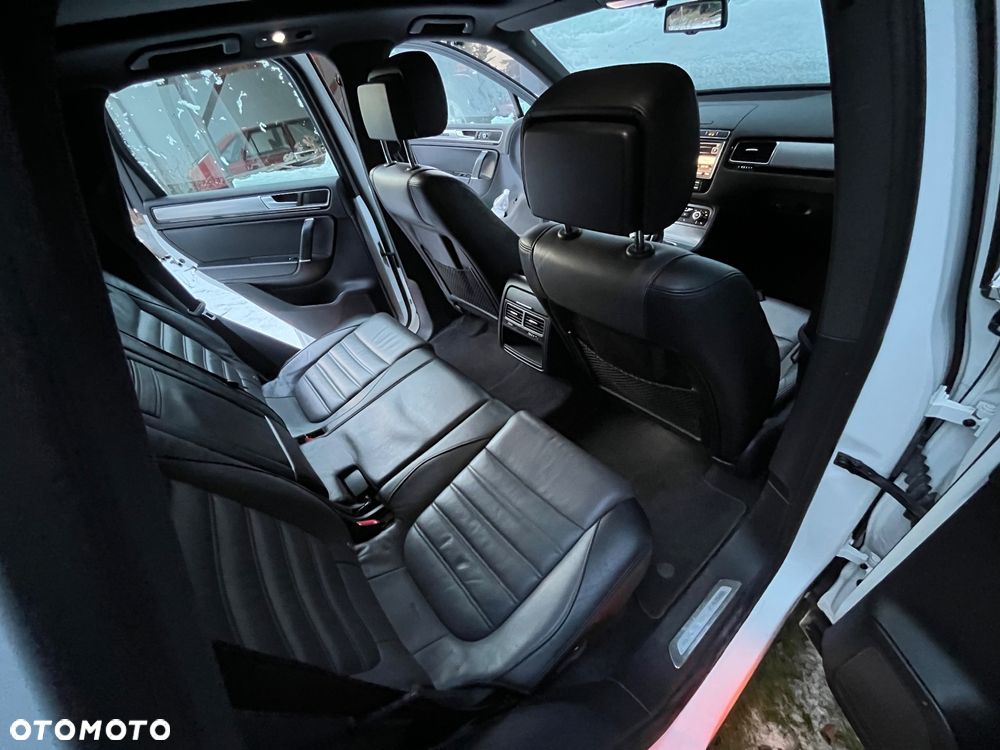 Volkswagen Touareg 3.0 V6 TDI BMT Perfectline R-Style - 17