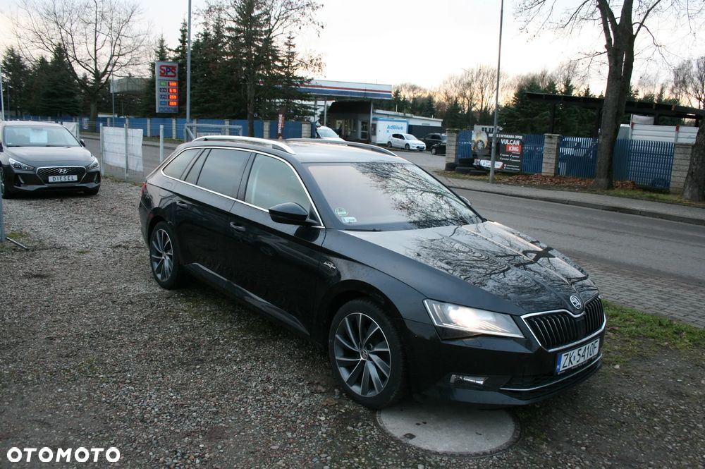 Skoda Superb 2.0 TDI 4x4 L&K DSG - 1