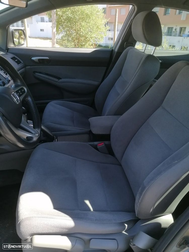 Honda Civic - 9