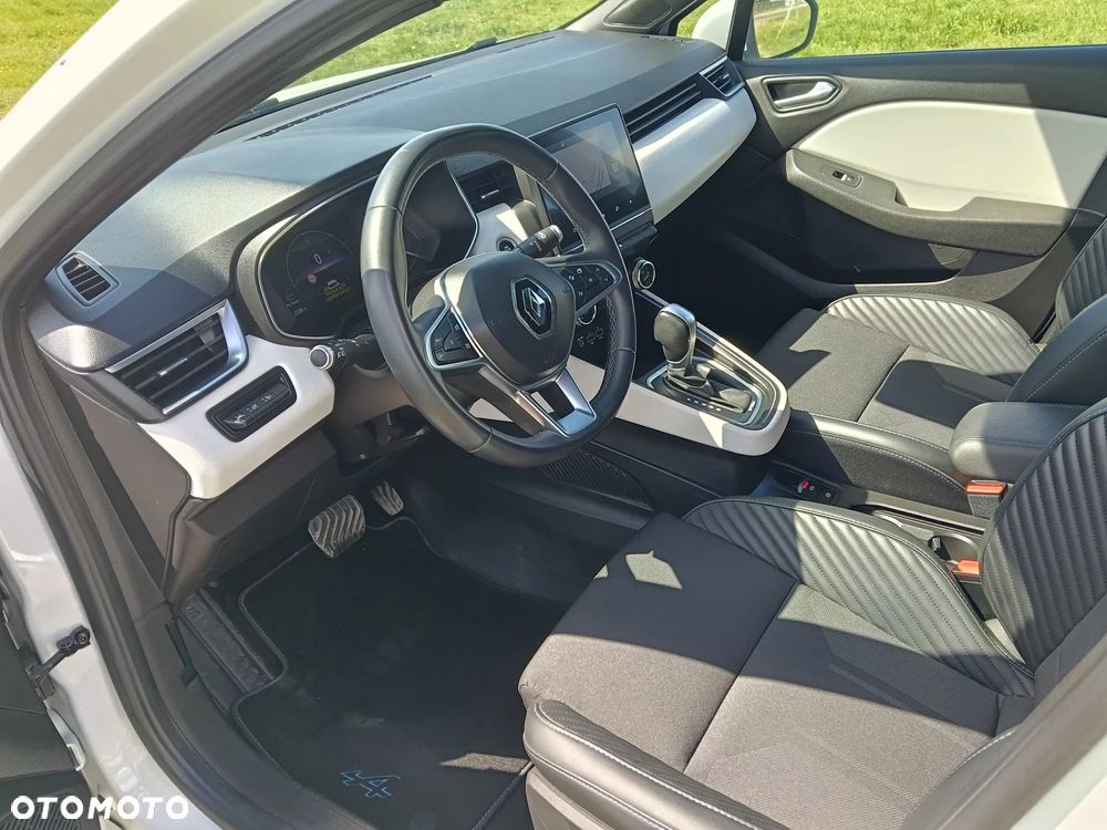 Renault Clio E-TECH 140 EXPERIENCE - 30
