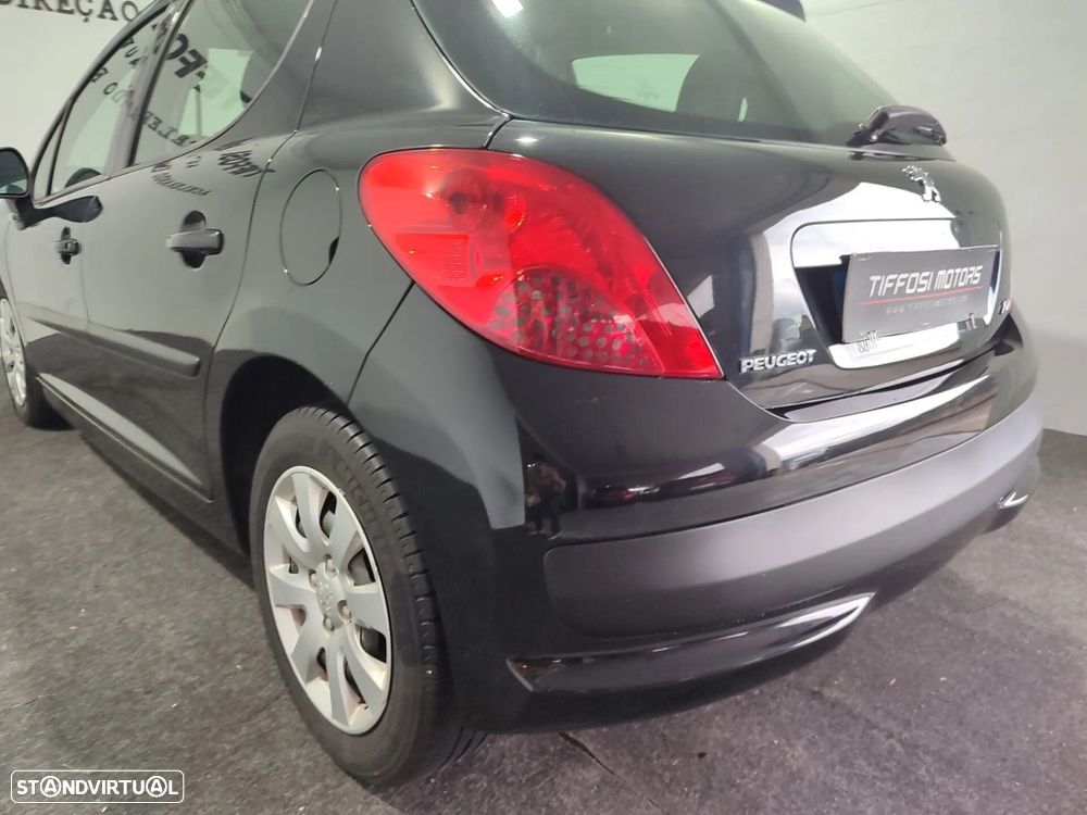 Peugeot 207 1.4 HDi Trendy - 10